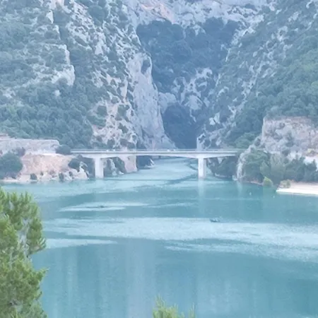 Chalé En Bois Dans La Foret Riez