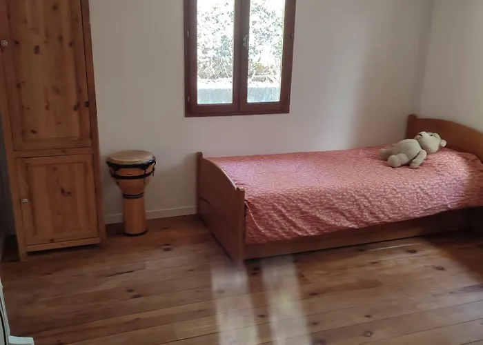 En Bois Dans La Foret Riez